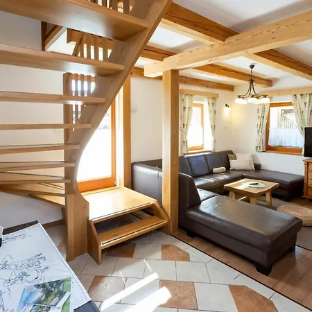 Pr Dobravc Chalet
